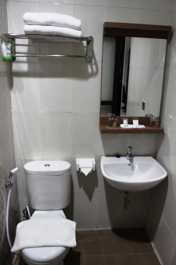 Idea'S Hotel Jalan Ibrahim Aji Bandung Exterior photo