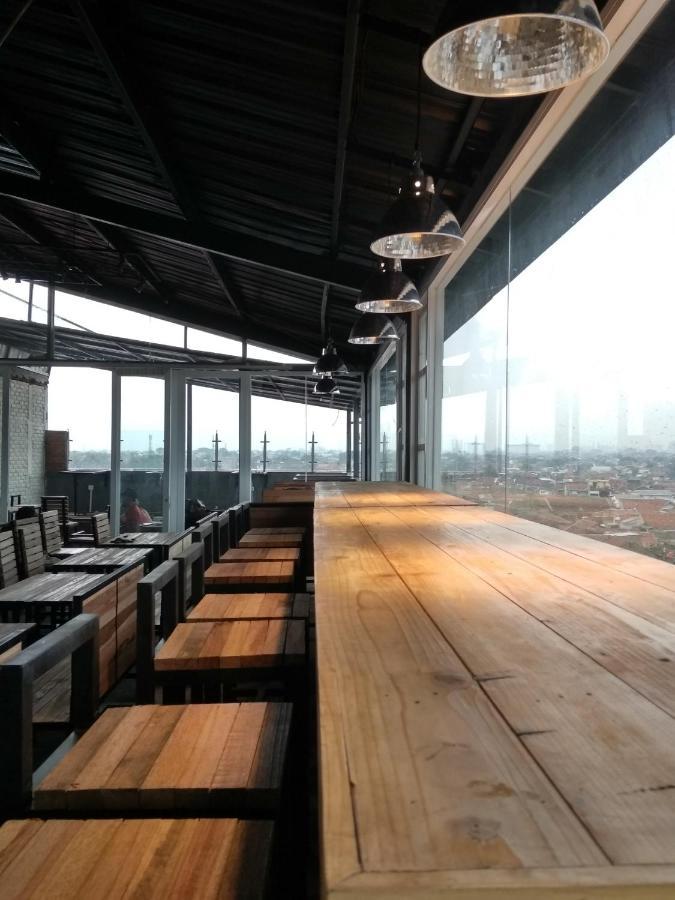 Idea'S Hotel Jalan Ibrahim Aji Bandung Exterior photo